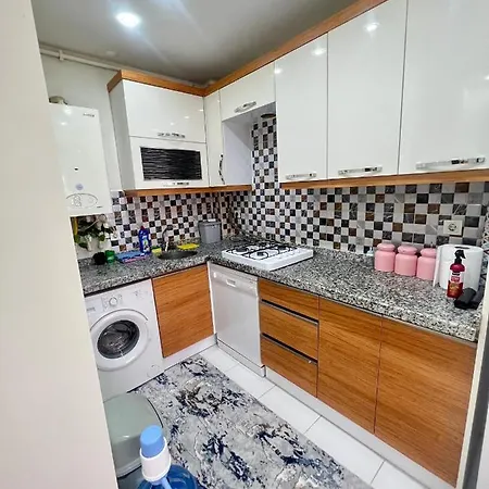 Sirinlevler /bueyuek /daire Temiz Apartment *